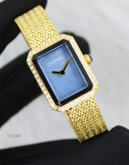 Chanel WATCH#32