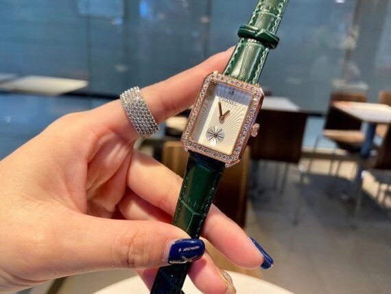 Chanel WATCH#57